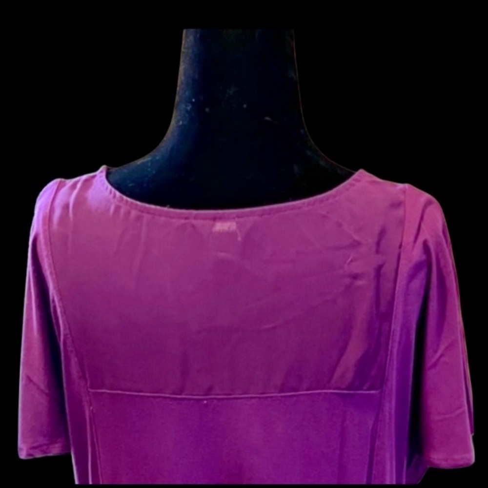 Kenneth Cole Unlisted Purple T-Shirt Blouse — Size Large - Picture 4 of 6